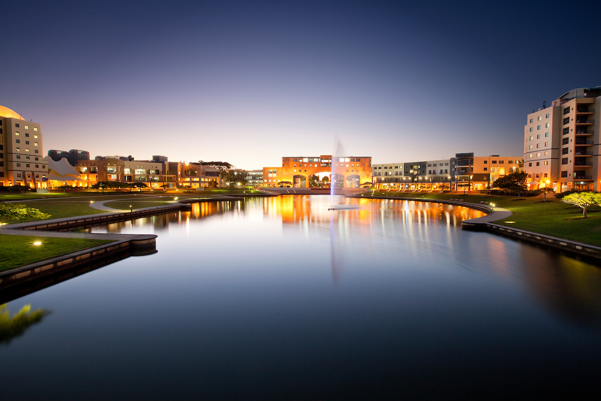 邦德大学介绍_qs世界排名_申请条件_优势专业-澳际留学网