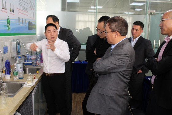 市金融界及各领导人莅临广东康福星科技有公司参观考察并参加《新产品分享交流会》